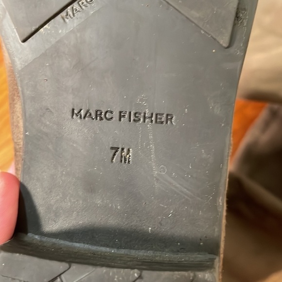 Marc Fisher Side Zip Over The Knee Faux Suede Boots Taupe size 7 - Picture 9 of 10